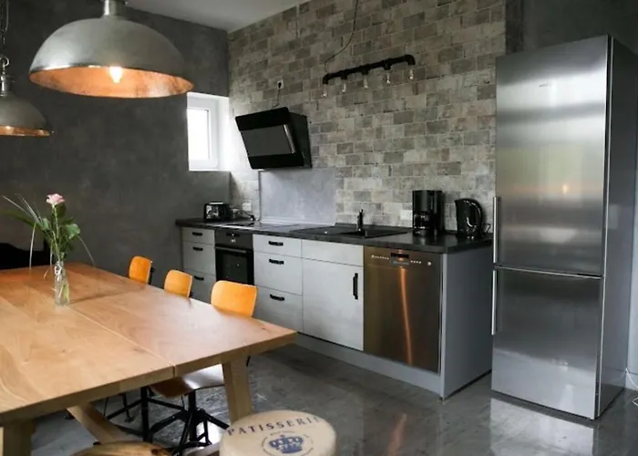 ホステル Clausen *